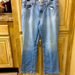 Women’s Size 10 Medium Denim Blue Jeans (Levi St.)
